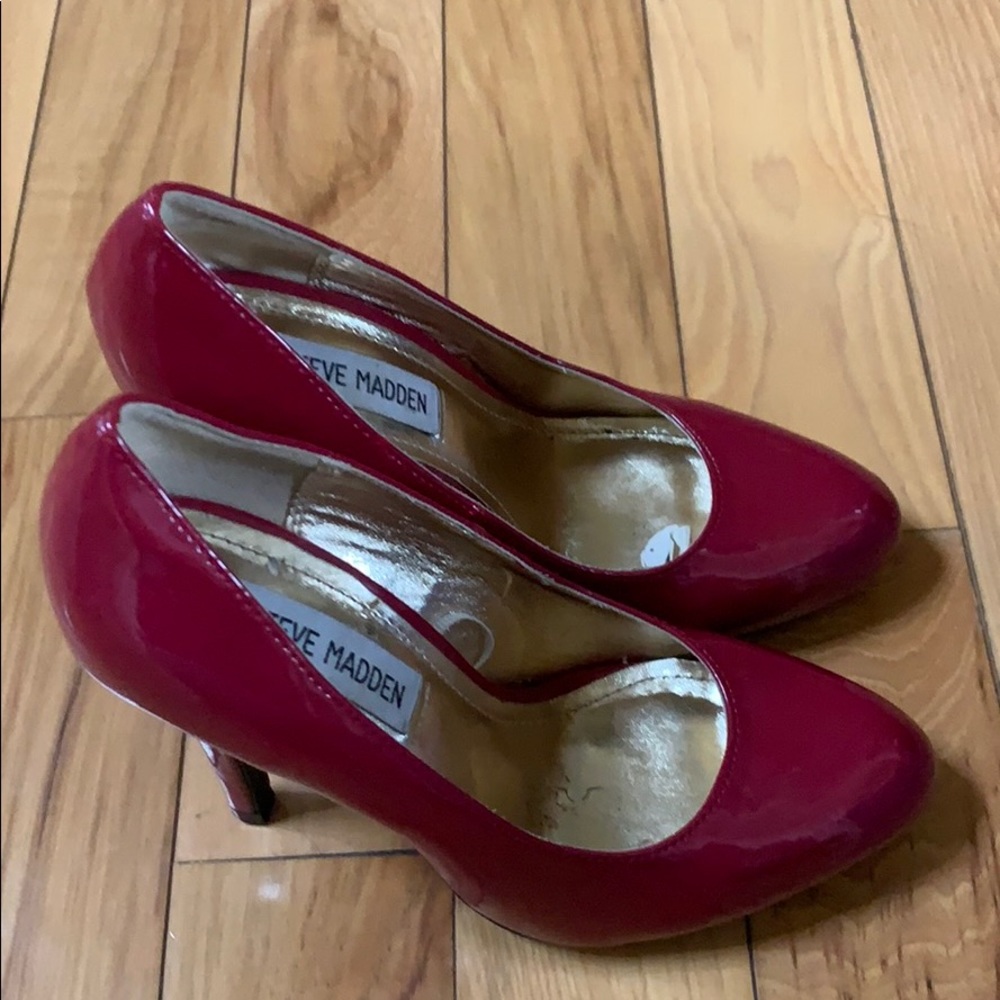 Steve Madden red heels